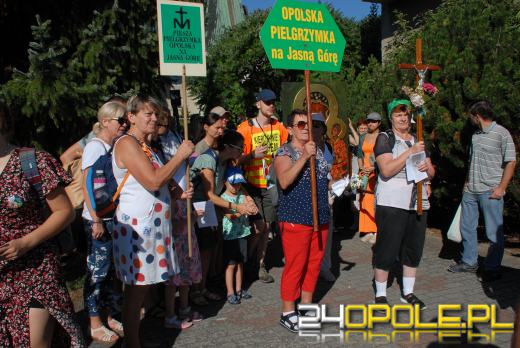 Pielgrzymi z Opola wyruszyli na Jasną Górę