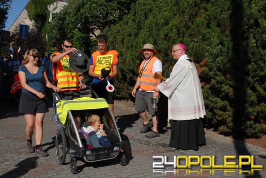 Pielgrzymi z Opola wyruszyli na Jasną Górę