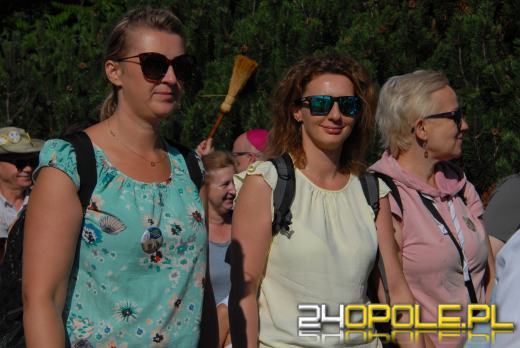 Pielgrzymi z Opola wyruszyli na Jasną Górę
