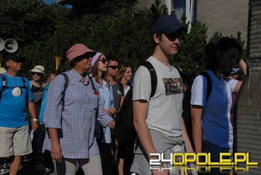 Pielgrzymi z Opola wyruszyli na Jasną Górę