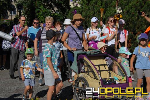 Pielgrzymi z Opola wyruszyli na Jasną Górę