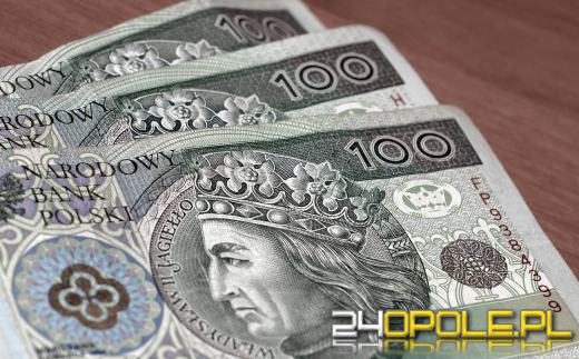 Masz jeszcze książeczkowy dowód osobisty? Trzymaj go, może ci pomóc