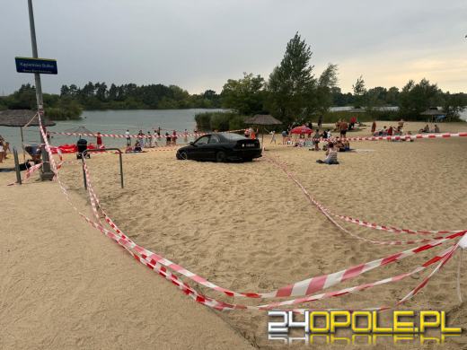 Honda nietypowym plażowiczem w Opolu