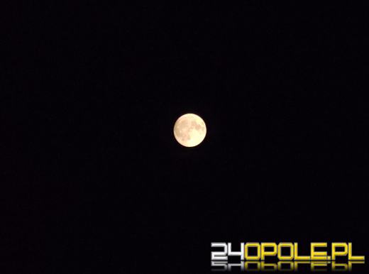 Dzisiaj nad naszymi głowami Księżyc Jesiotrów 