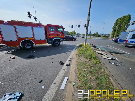 Zderzenie TIRa i dwóch osobówek. Obwodnica Opola przykorkowana