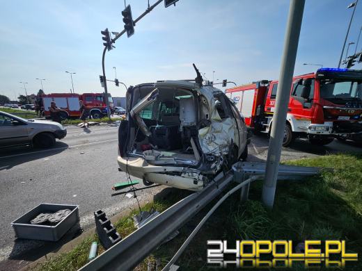Zderzenie TIRa i dwóch osobówek. Obwodnica Opola przykorkowana