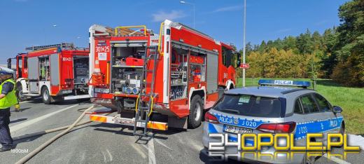Przewrócona cysterna na rondzie Szczakiela: obwodnica zablokowana w kierunku Częstochowskiej 