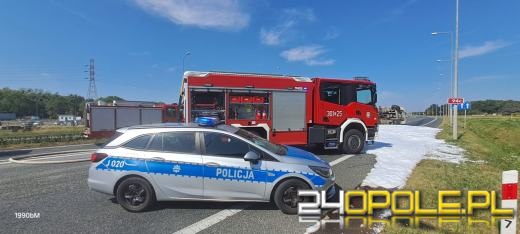 Przewrócona cysterna na rondzie Szczakiela: obwodnica zablokowana w kierunku Częstochowskiej 