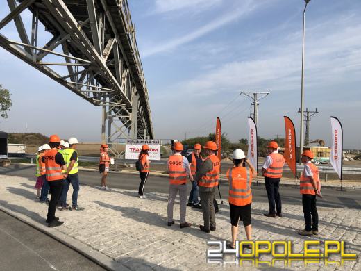 Budowa ronda w Zimnicach Małych na ostatniej prostej (WIDEO)