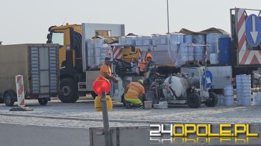 Budowa ronda w Zimnicach Małych na ostatniej prostej (WIDEO)