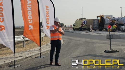 Budowa ronda w Zimnicach Małych na ostatniej prostej (WIDEO)