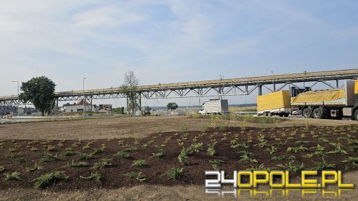 Budowa ronda w Zimnicach Małych na ostatniej prostej (WIDEO)