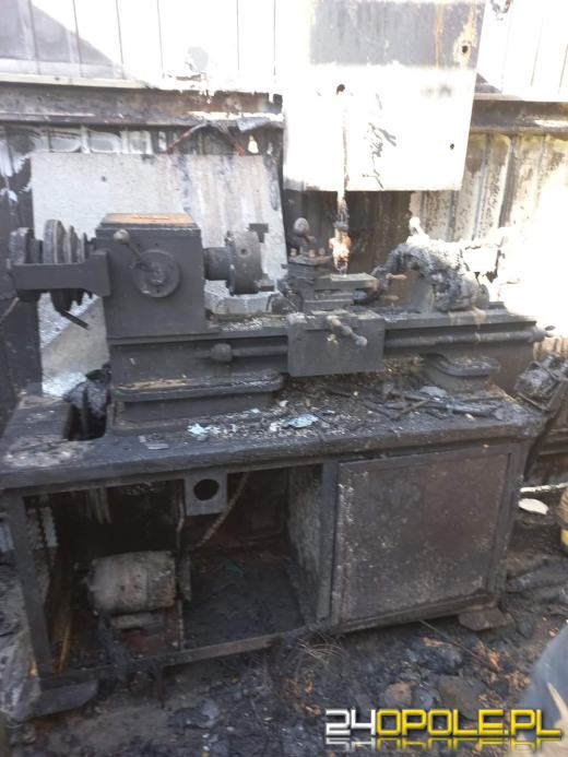 Pożar w stolarni w Odrowążu. Szybka akcja strażaków 