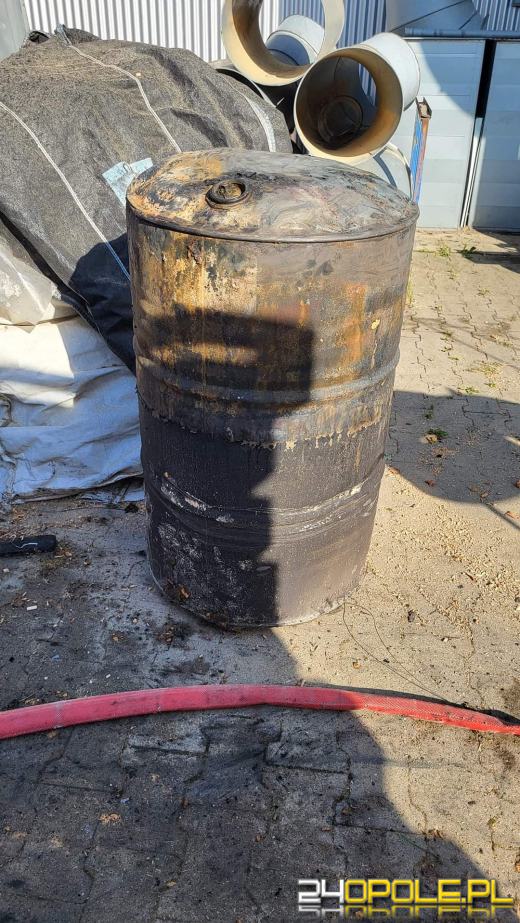 Pożar w stolarni w Odrowążu. Szybka akcja strażaków 