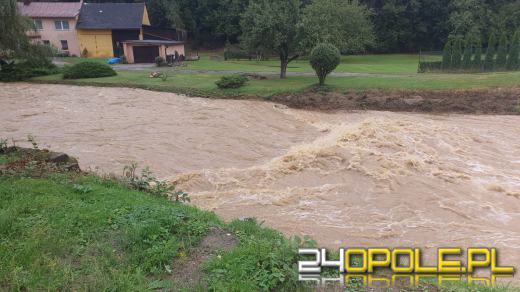 Aktualizacja sytuacji powodziowej: przerwane wały, ewakuacje i utrudnienia komunikacyjne 