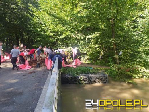 Powiat Opolski walczy ze skutkami powodzi