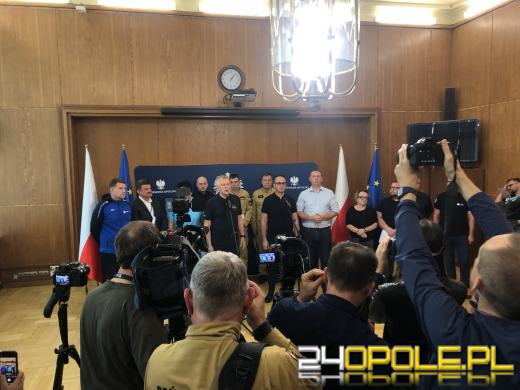 Specjalnie zebranie Sztabu Zarządzania Kryzysowego w Opolu. Trzech ministrów z wizytą