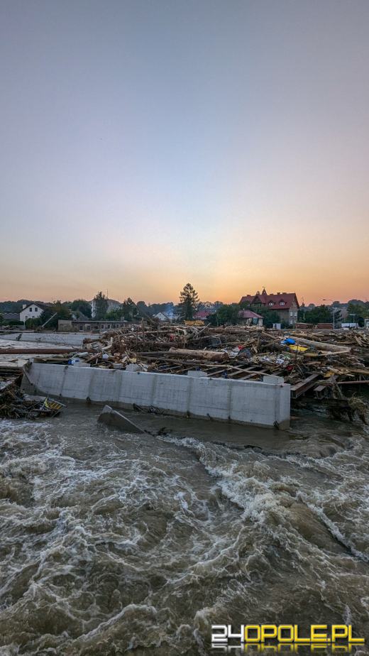 Burmistrz Głuchołaz: Miasto nigdy nie doświadczyło takiej katastrofy