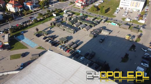 Tymczasowy szpital polowy w Nysie przyjmuje dziennie około 150 pacjentów