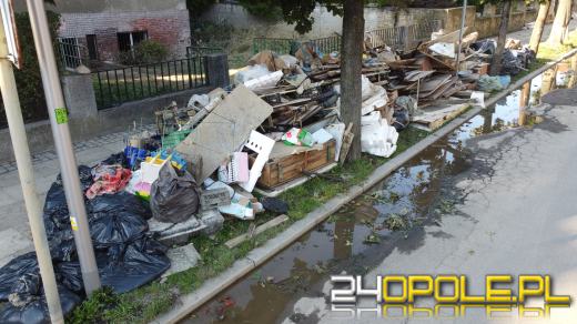 Burmistrz Nysy o powodzi: "Można było jej zapobiec". Wody Polskie odpowiadają