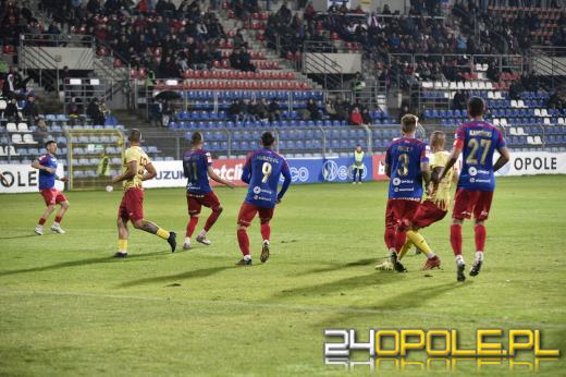 Odra remisuje ze Zniczem