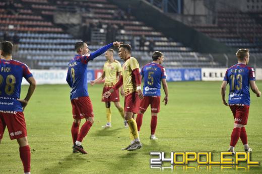 Odra remisuje ze Zniczem