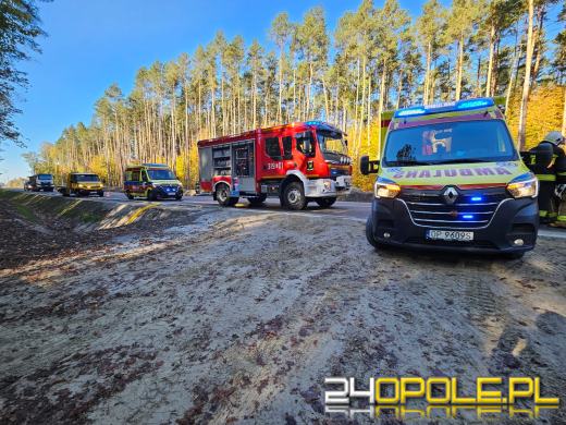 Zderzenie trzech samochodów osobowych na DK45 w Jelowej 