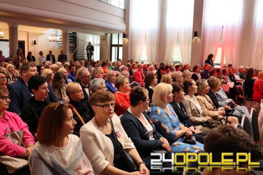 Medale i odznaczenia dla nauczycieli z województwa opolskiego