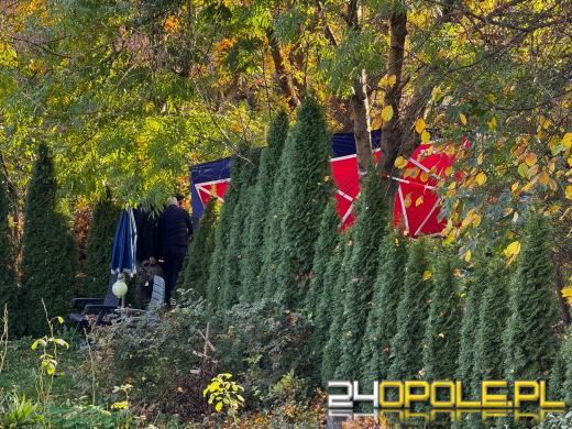 Ciało martwej osoby znalezione na ulicy Hallera w Opolu