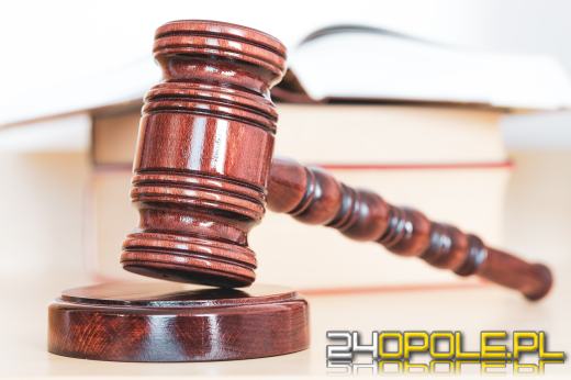 Policjant z Kluczborka usłyszał zarzuty nieumyślnego spowodowania śmierci