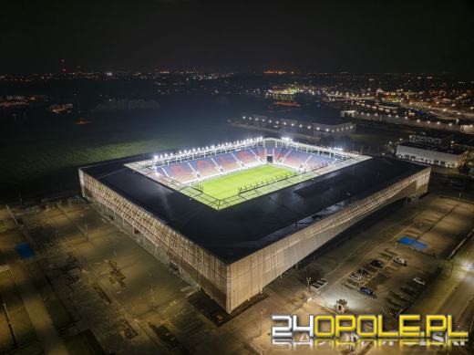 Już niedługo pierwszy gwizdek na pierwszym zielonym stadionie w Polsce