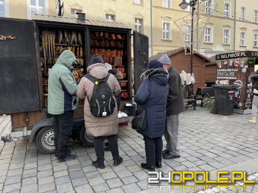 Zaznaj klimatu Świąt Bożego Narodzenia. Zobacz jak się prezentuje Opole
