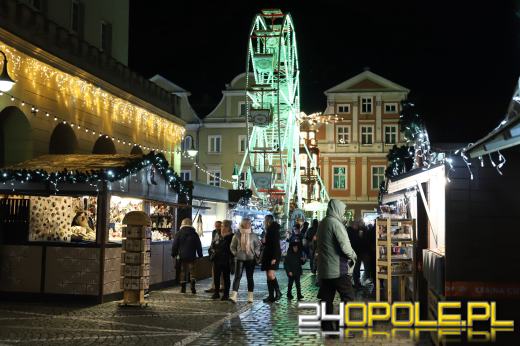 Zaznaj klimatu Świąt Bożego Narodzenia. Zobacz jak się prezentuje Opole
