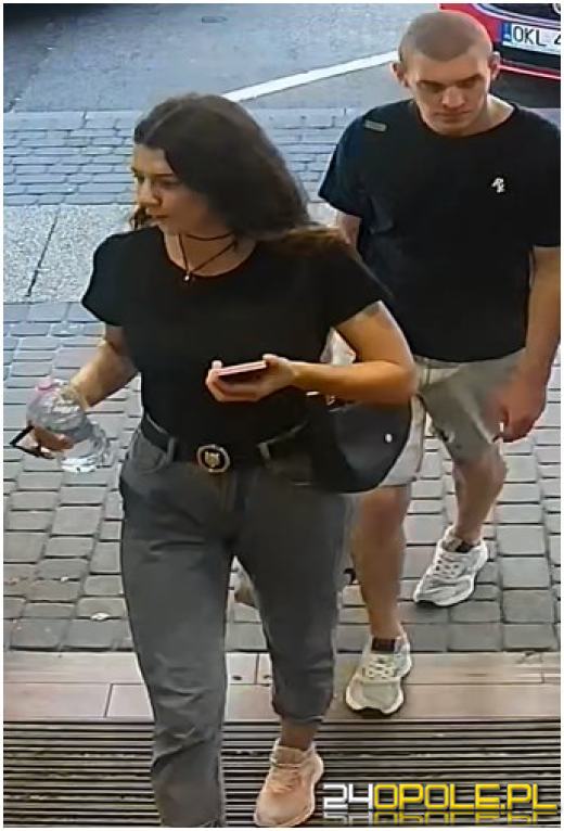 Wizerunek osób podejrzewanych o kradzież z drogerii