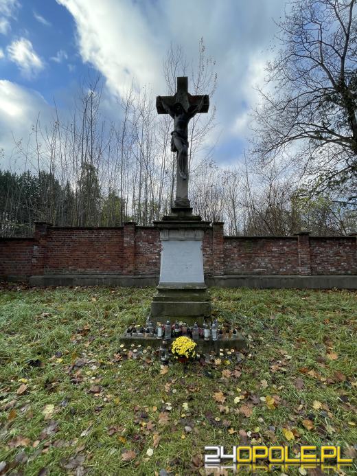 Cmentarz przy ul. Wrocławskiej będzie ocalony od zapomnienia (GALERIA)