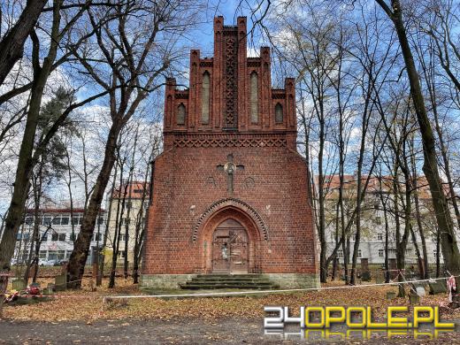 Cmentarz przy ul. Wrocławskiej będzie ocalony od zapomnienia (GALERIA)