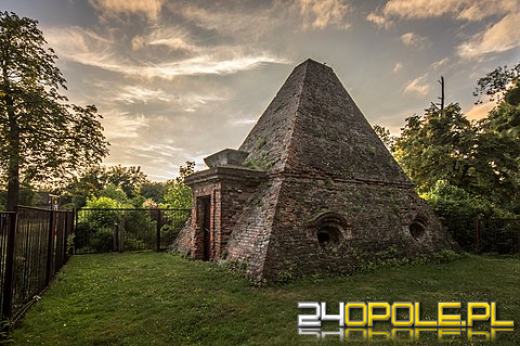 Piramida w Rożnowie - niecodzienny zabytek Opolszczyzny