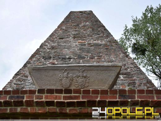 Piramida w Rożnowie - niecodzienny zabytek Opolszczyzny