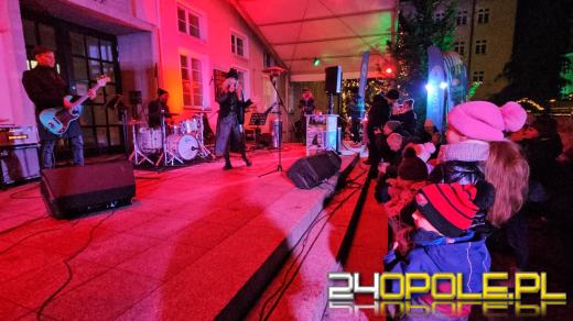 Magiczny początek świątecznego jarmarku na opolskim rynku