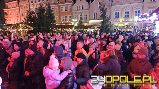 Magiczny początek świątecznego jarmarku na opolskim rynku