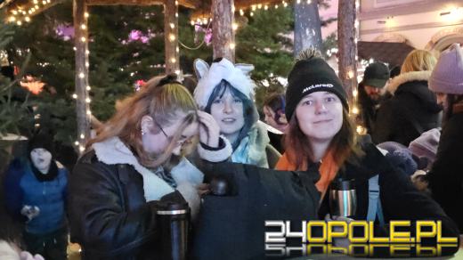 Magiczny początek świątecznego jarmarku na opolskim rynku