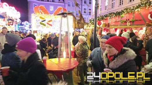 Magiczny początek świątecznego jarmarku na opolskim rynku