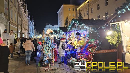 Magiczny początek świątecznego jarmarku na opolskim rynku