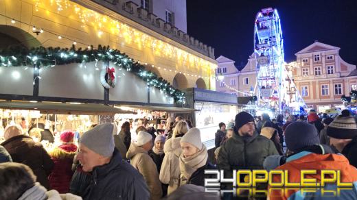 Magiczny początek świątecznego jarmarku na opolskim rynku