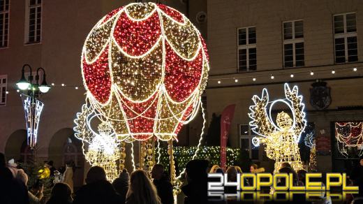 Magiczny początek świątecznego jarmarku na opolskim rynku