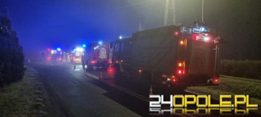 Wypadek w Sowinie - samochód uderzył w dom. Apel do kierowców 