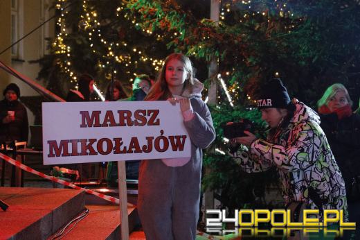Dziesiąty Marsz Mikołajów w Opolu: tradycja która jednoczy mieszkańców