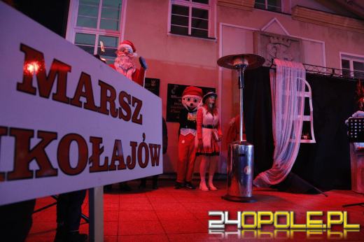 Dziesiąty Marsz Mikołajów w Opolu: tradycja która jednoczy mieszkańców