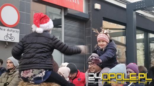 Dziesiąty Marsz Mikołajów w Opolu: tradycja która jednoczy mieszkańców