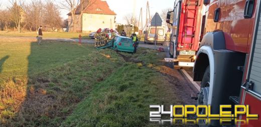 Wypadek na DK 39 w Igłowicach - dwie osoby poszkodowane. Droga zablokowana